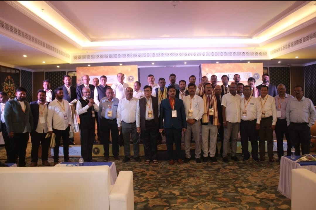At the end of the day of conference Members of Paradeep Tax Bar Association along with Zone Chairman Smit Sourabh, Zone Secretary Niraj Kumar Nayak, NVP Bibekananda Mohanti.