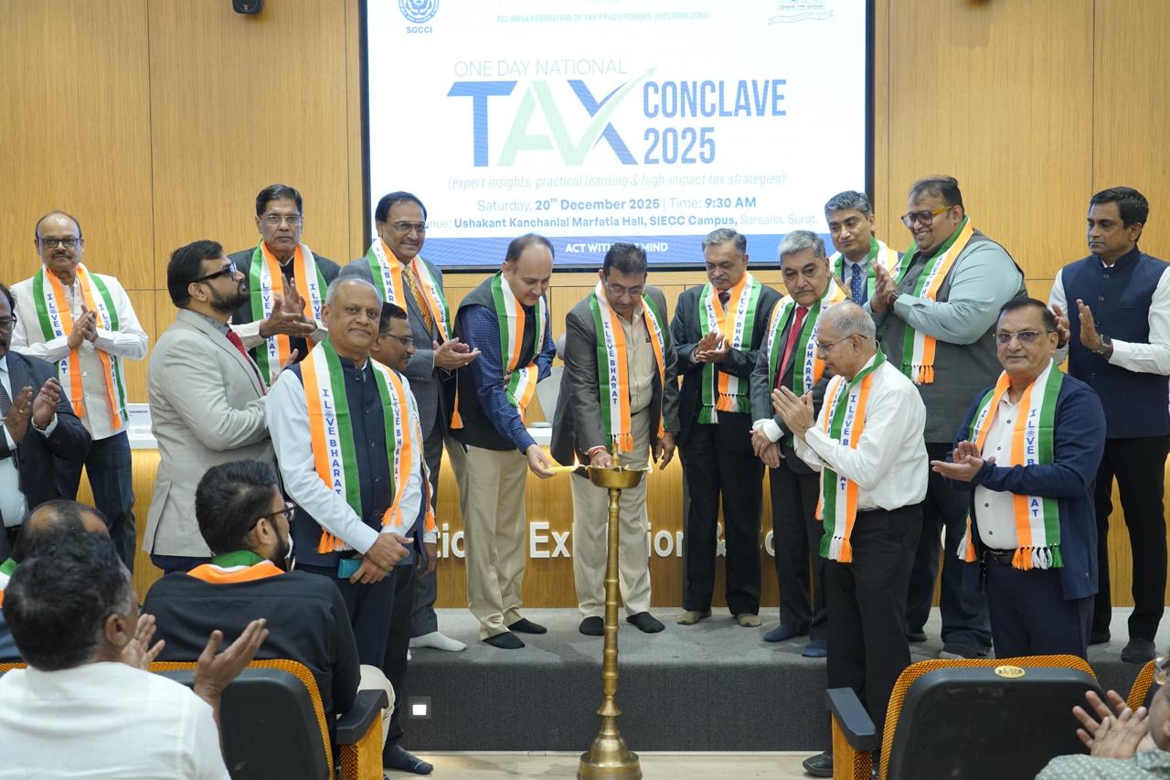 20TH DECEMBER, 2025 AT SURAT (GUJARAT) Shri Rajarshi Dwivedy, IRS, CCIT, Surat inaugurating the conference by lighting of lamp.